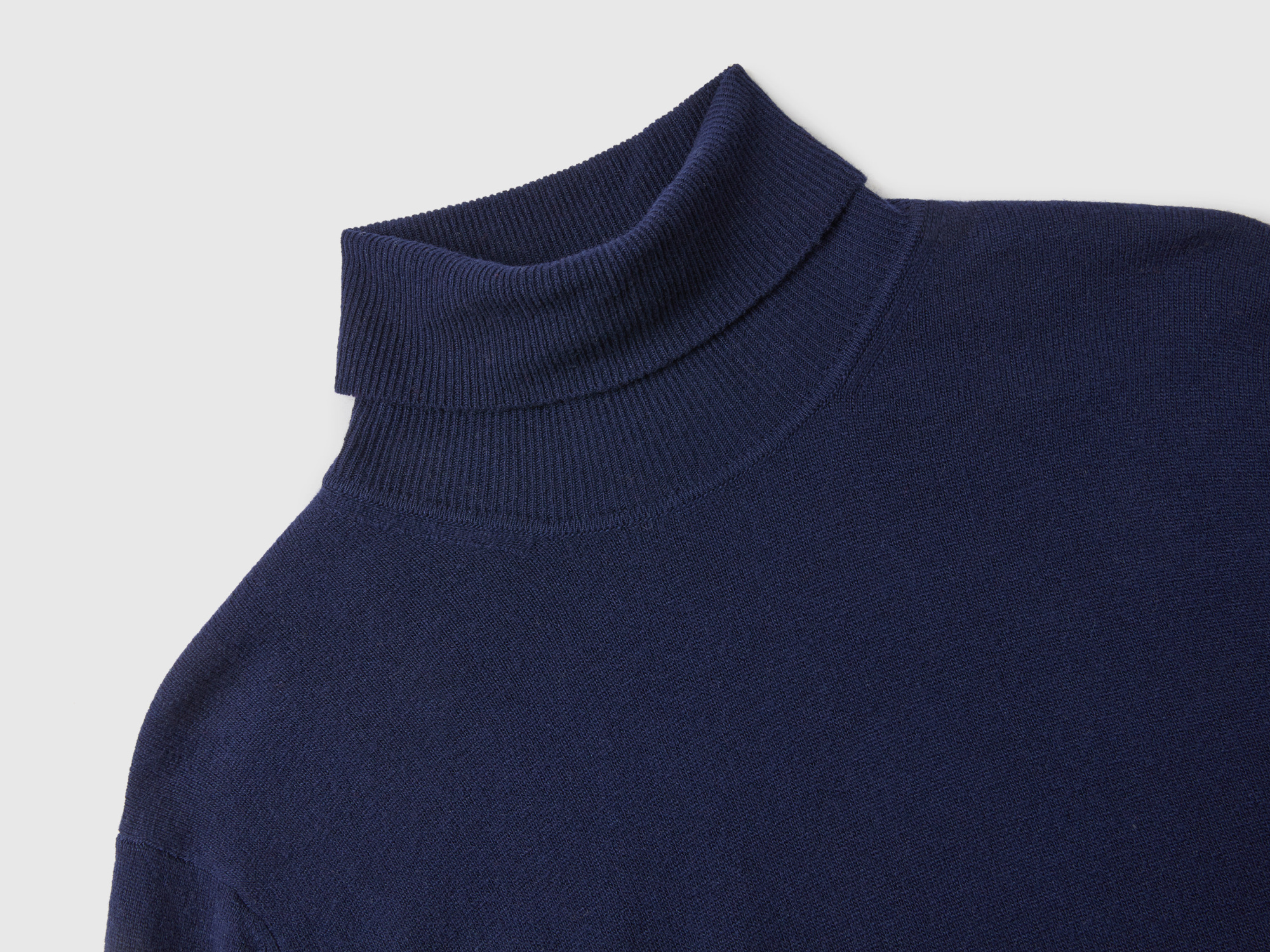 Водолазка BENETTON