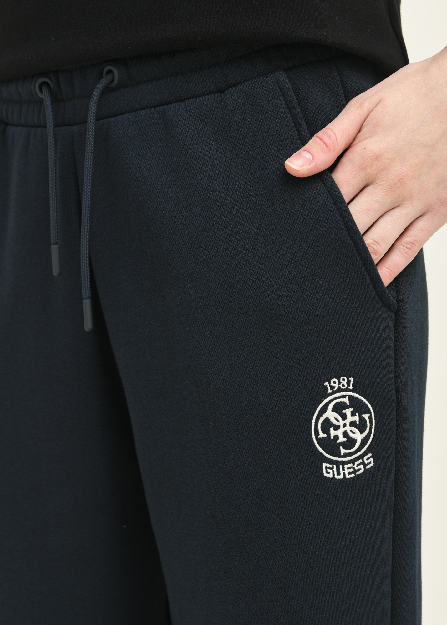 Брюки спортивные GUESS