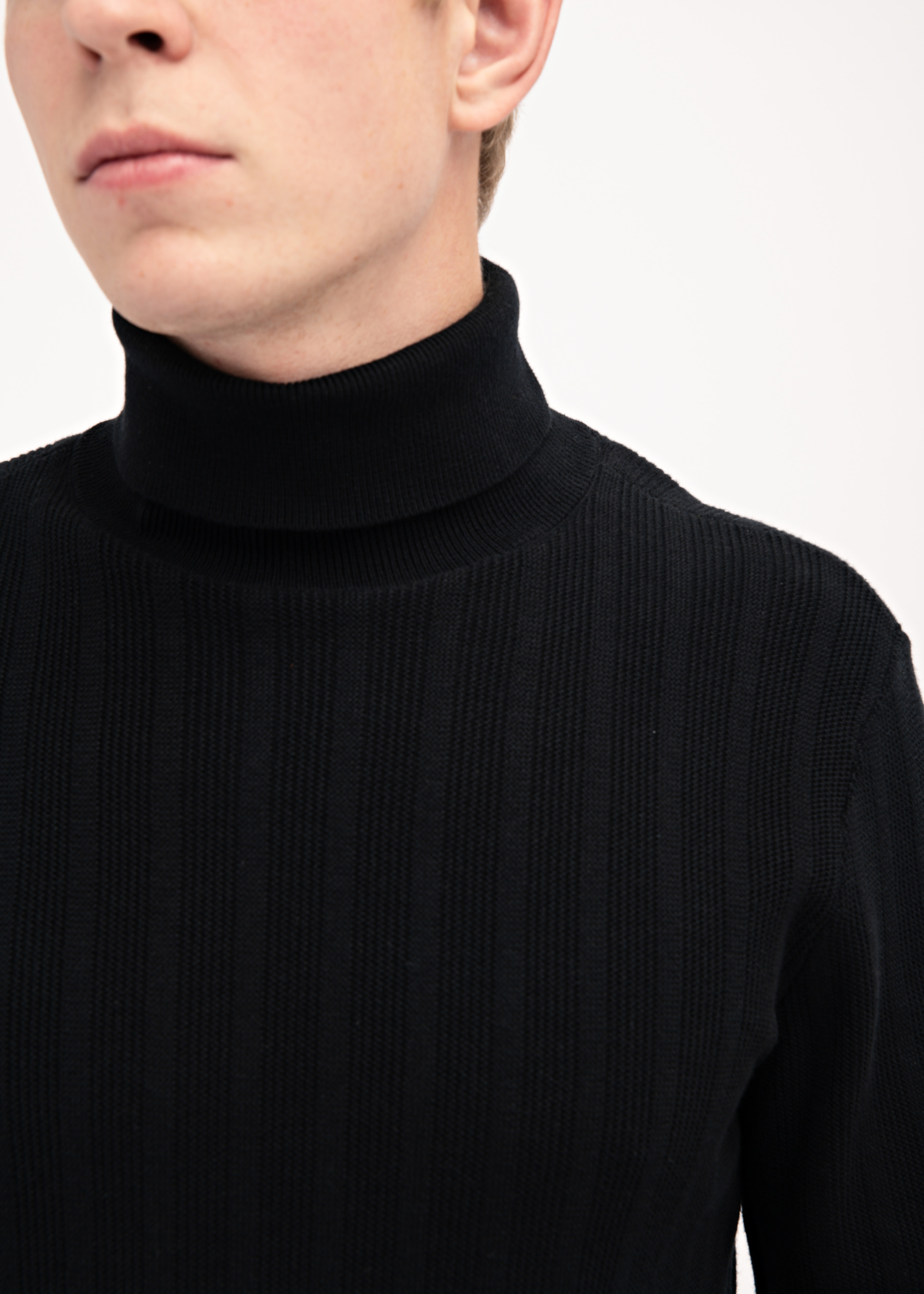 Джемпер ARMANI EXCHANGE