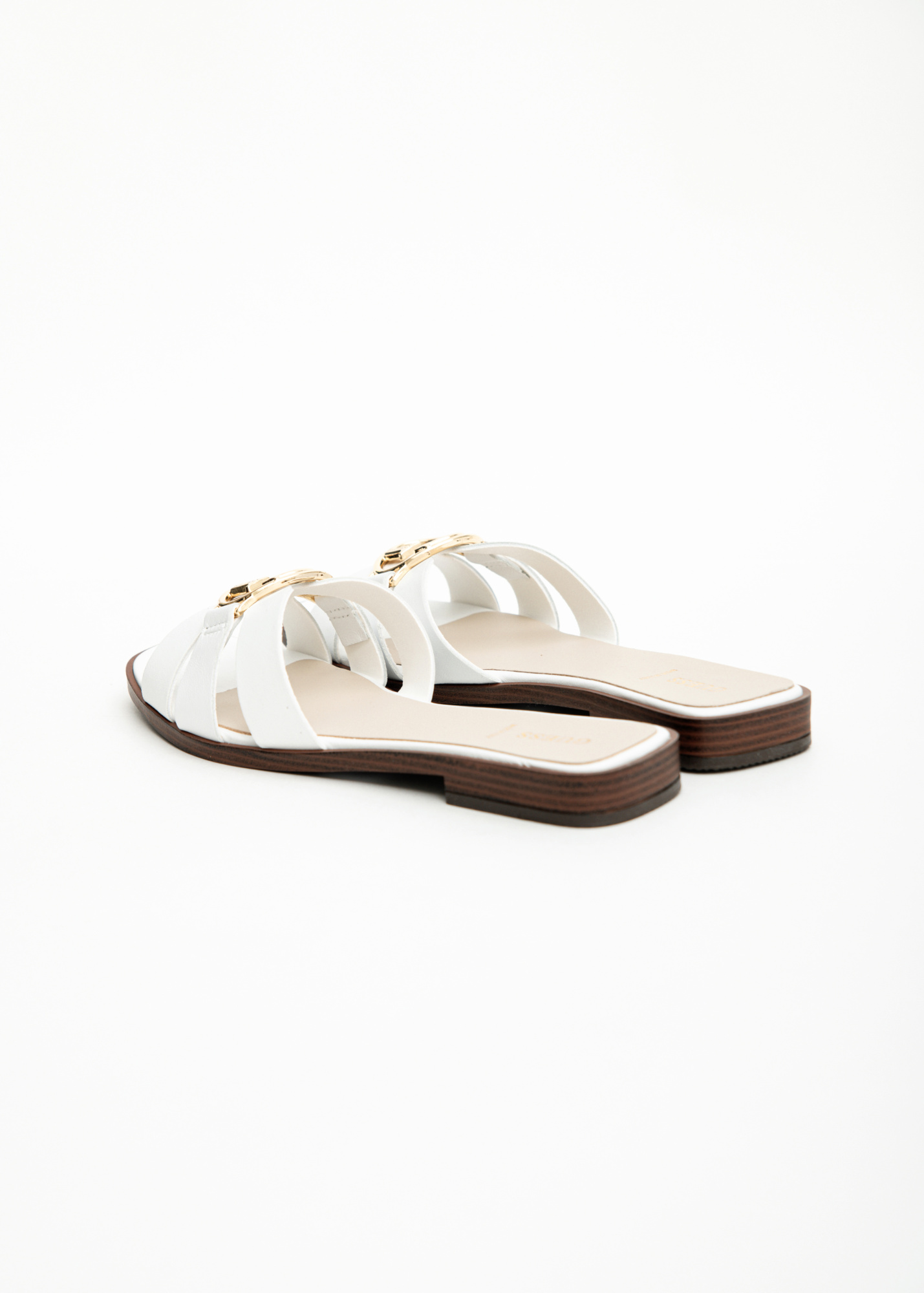 Сандалии GUESS