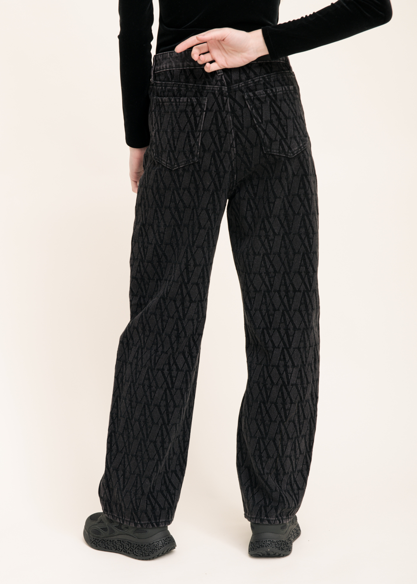 Джинсы ARMANI EXCHANGE