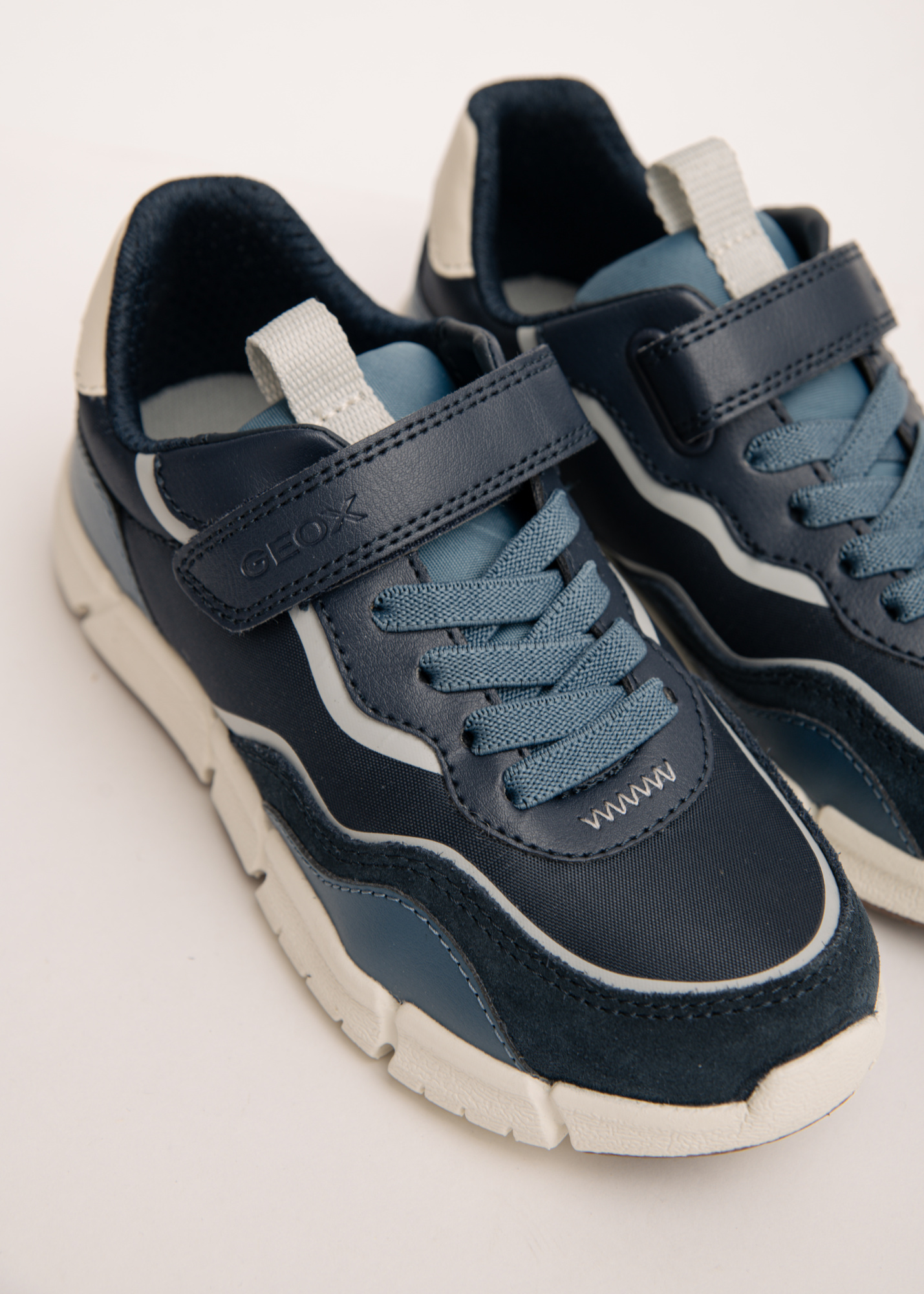 Кроссовки GEOX