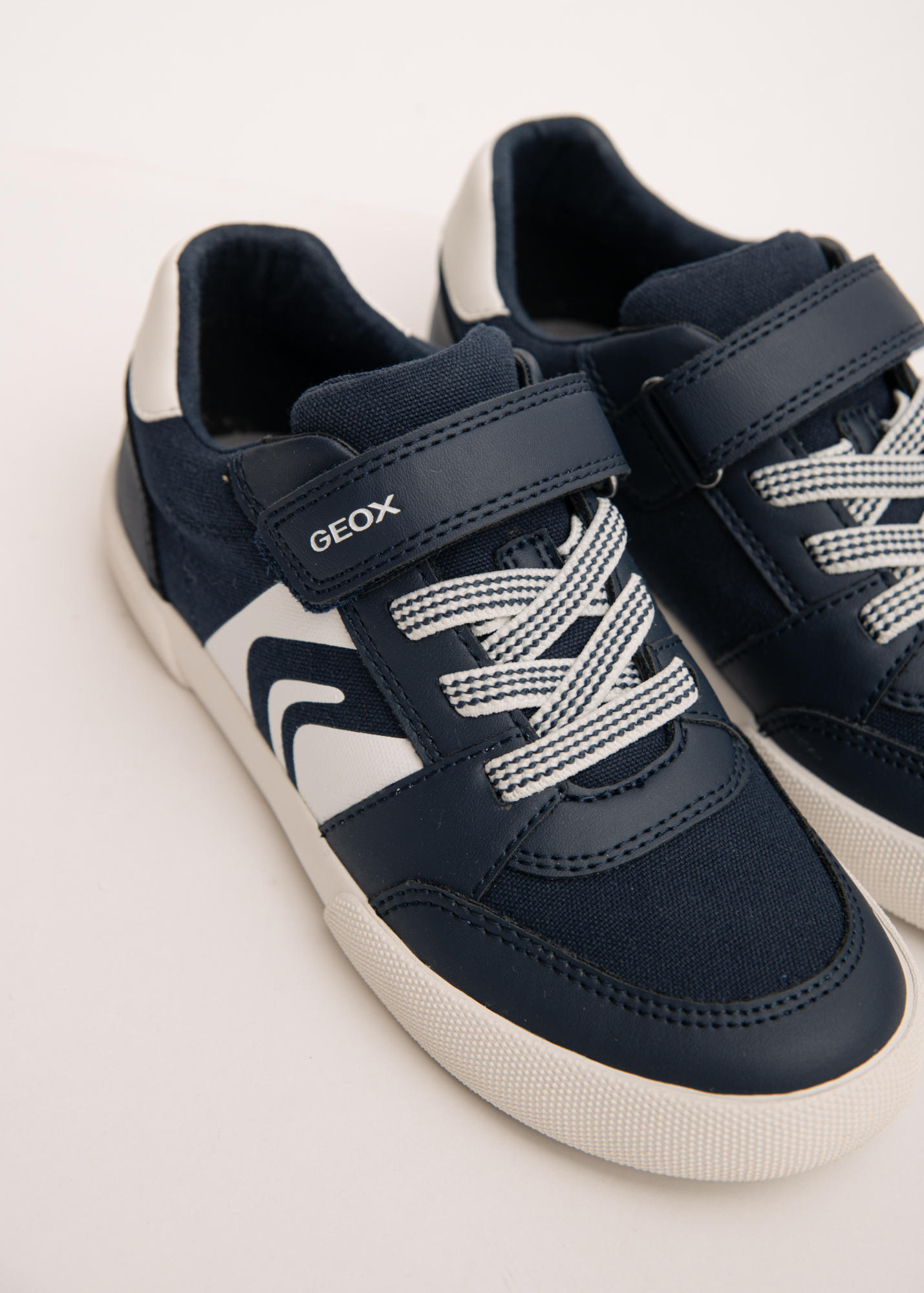 Кроссовки GEOX