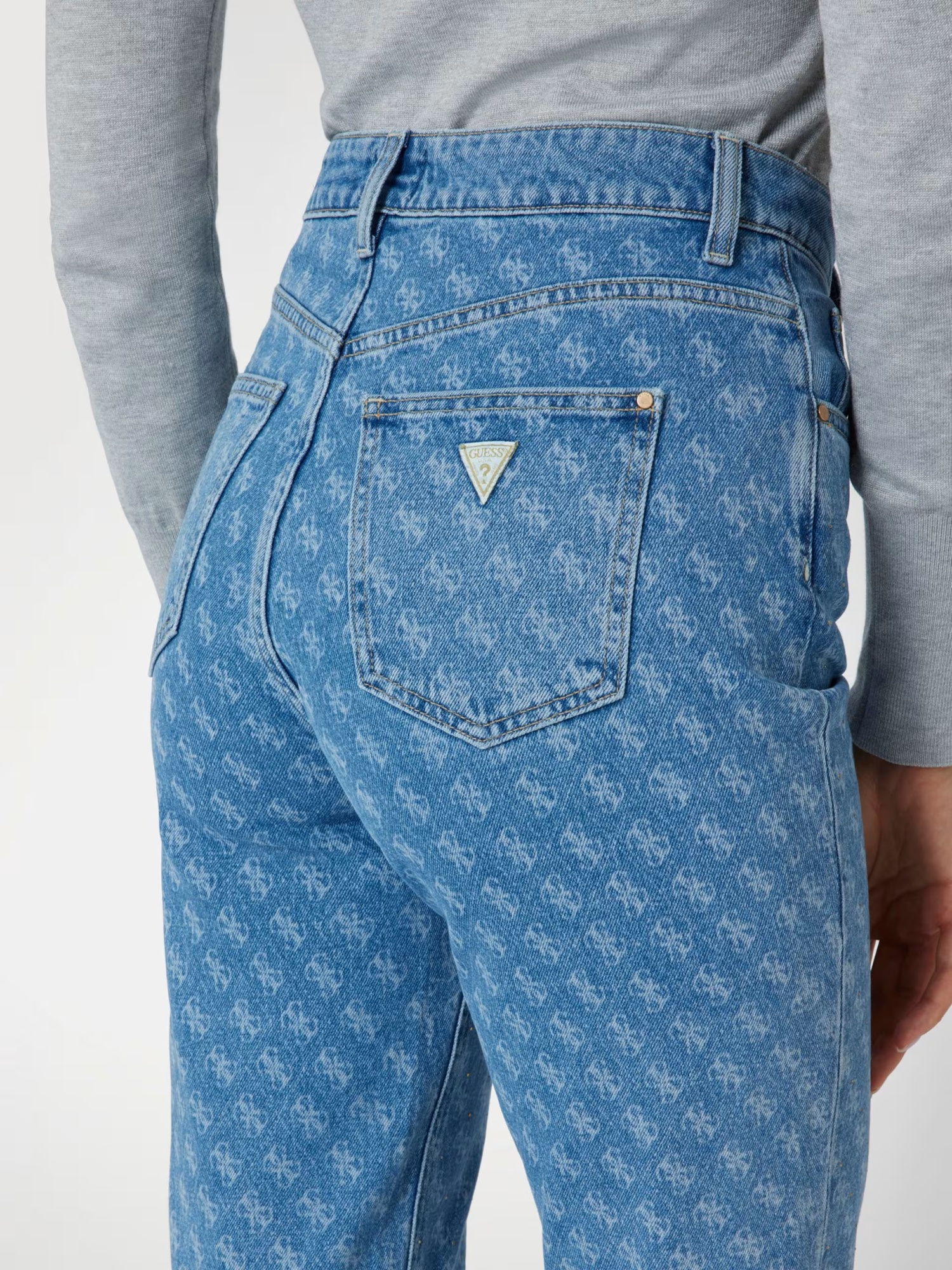 Джинсы GUESS