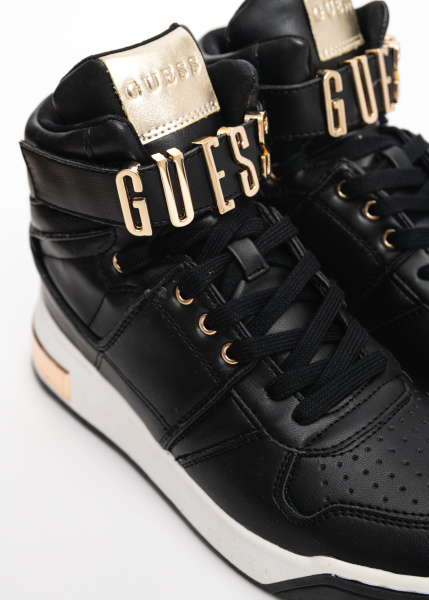 Кроссовки GUESS