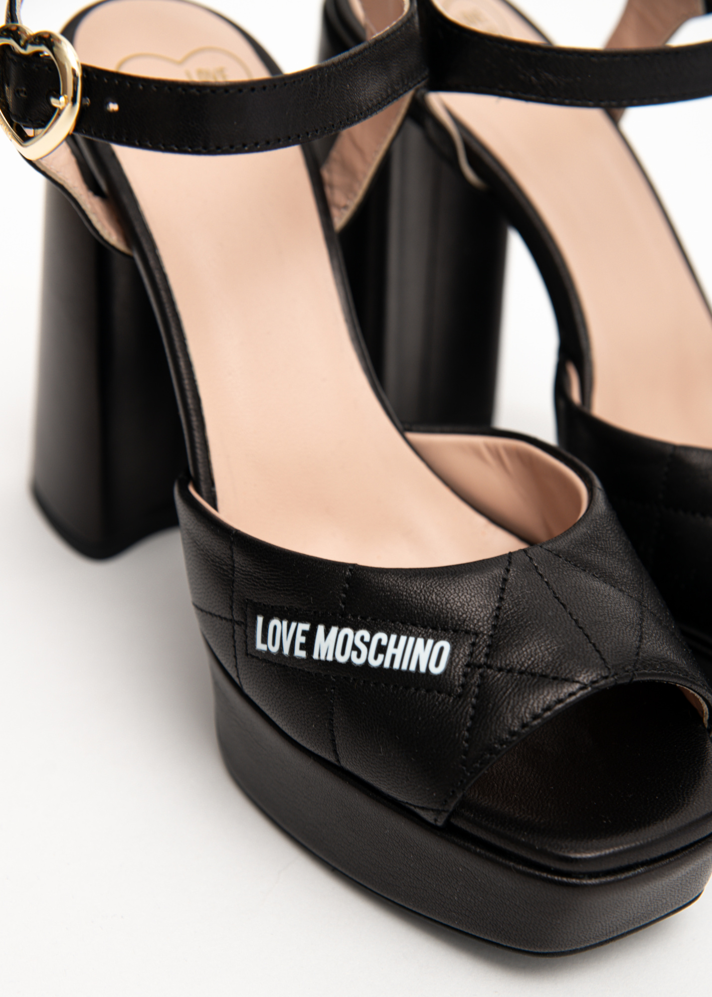 Босоножки LOVE MOSCHINO