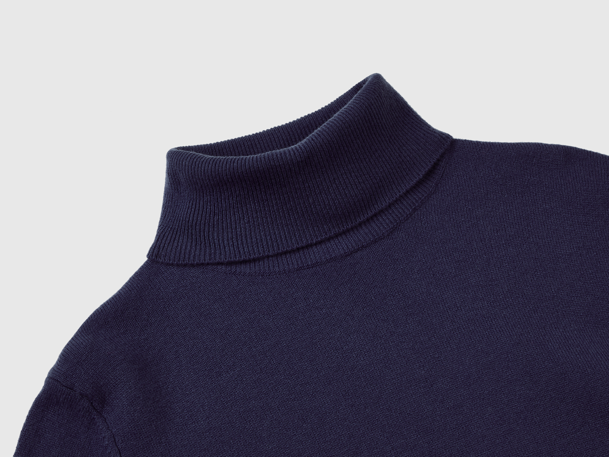 Водолазка BENETTON