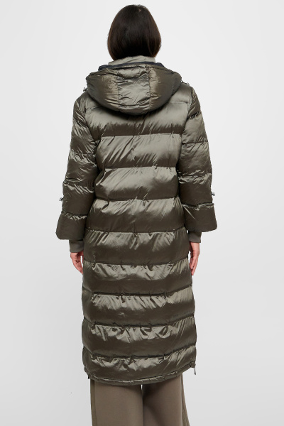 Пуховик GUESS