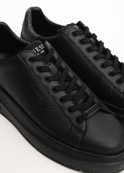 Кроссовки GUESS