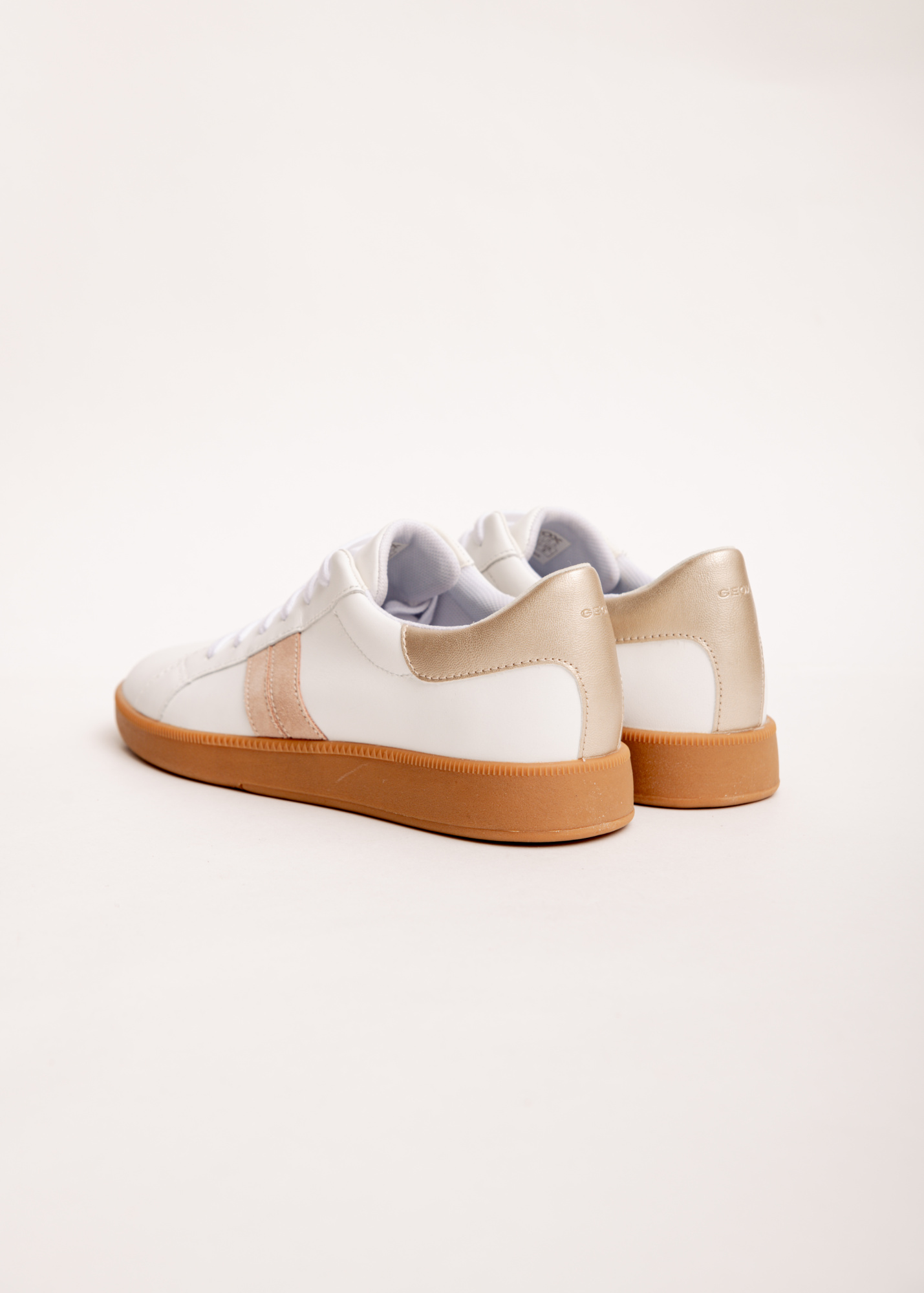 Кроссовки GEOX