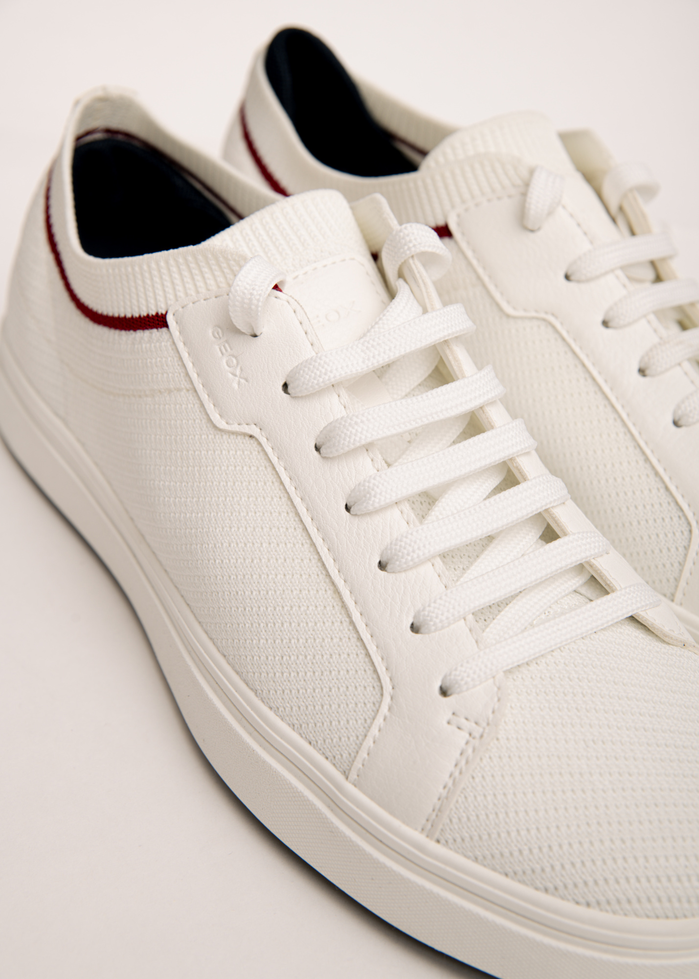 Кроссовки GEOX