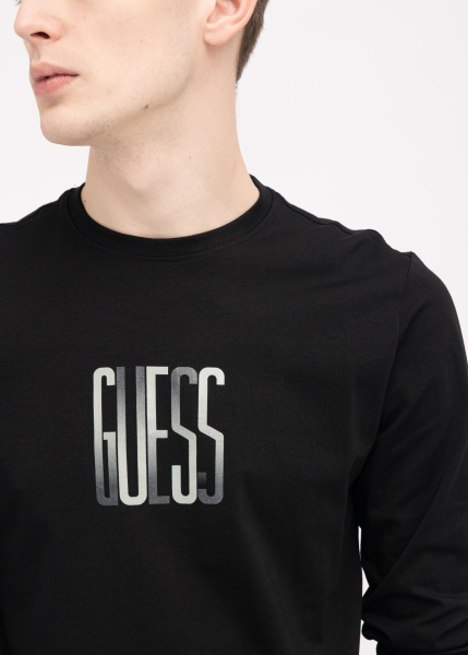 Футболка GUESS