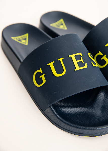 Пляжная обувь GUESS
