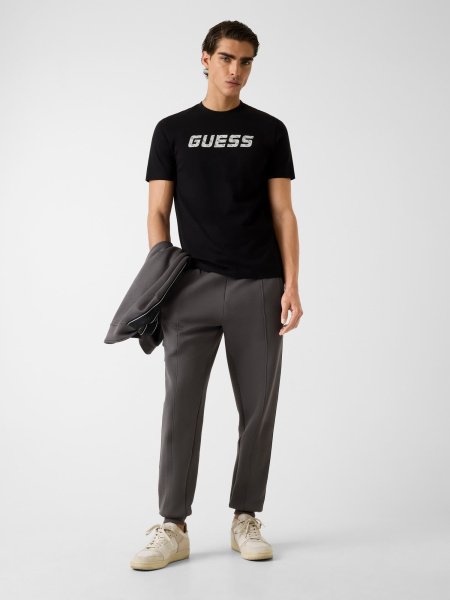 Футболка GUESS