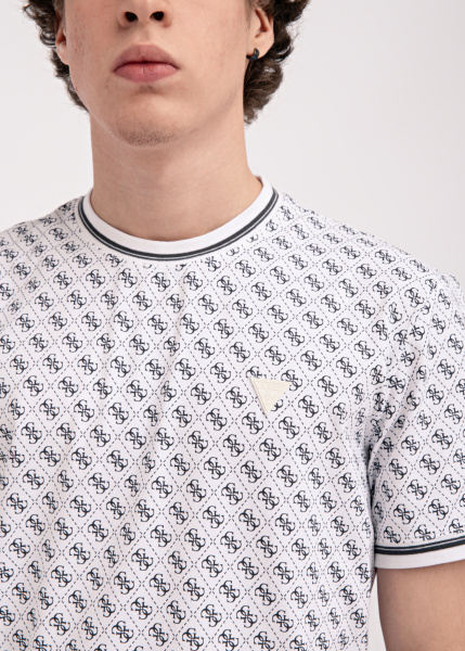 Футболка GUESS