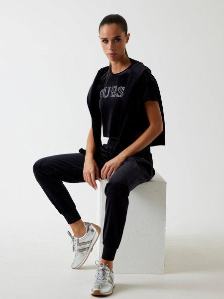 Футболка GUESS