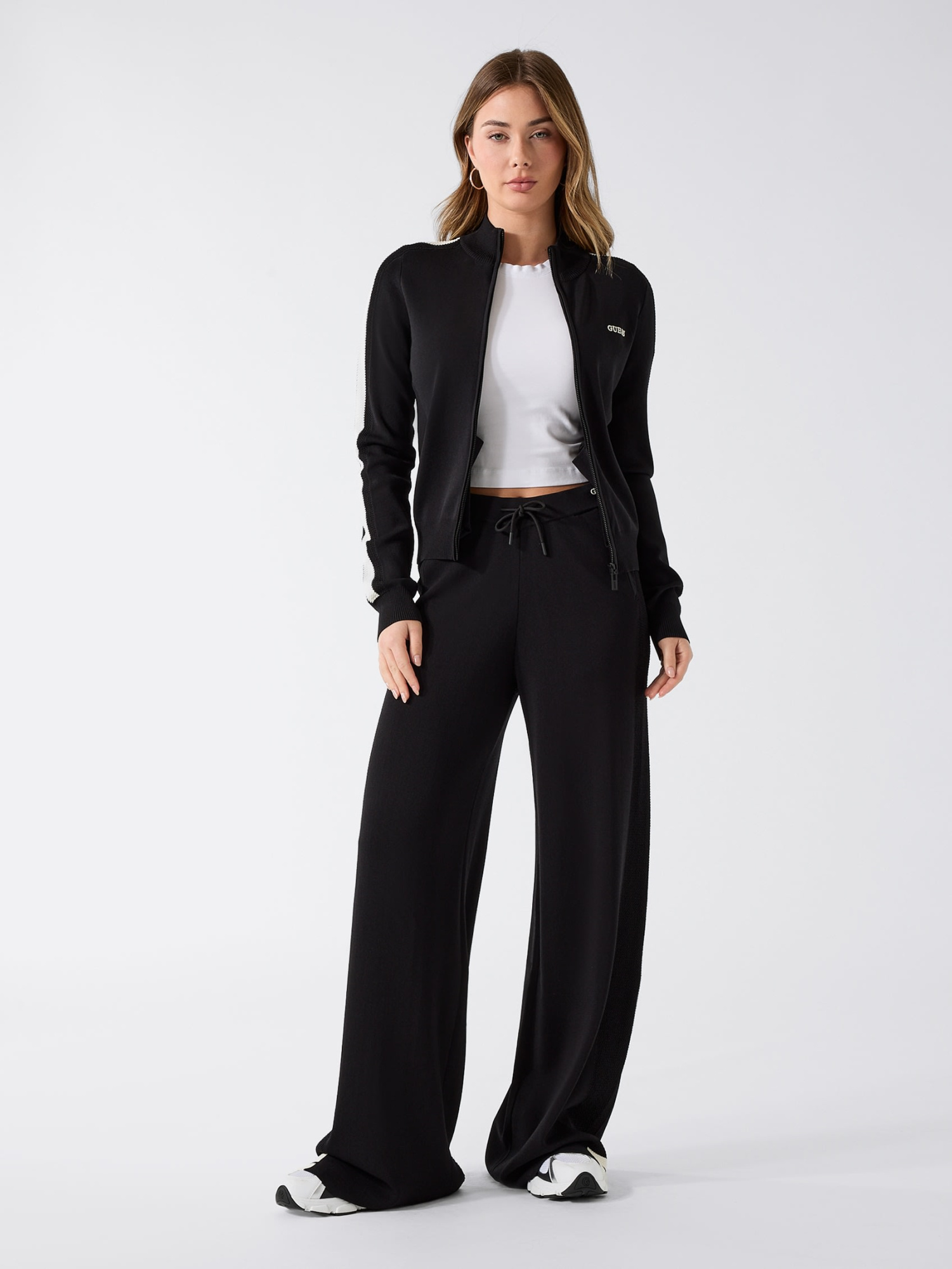 Брюки спортивные GUESS