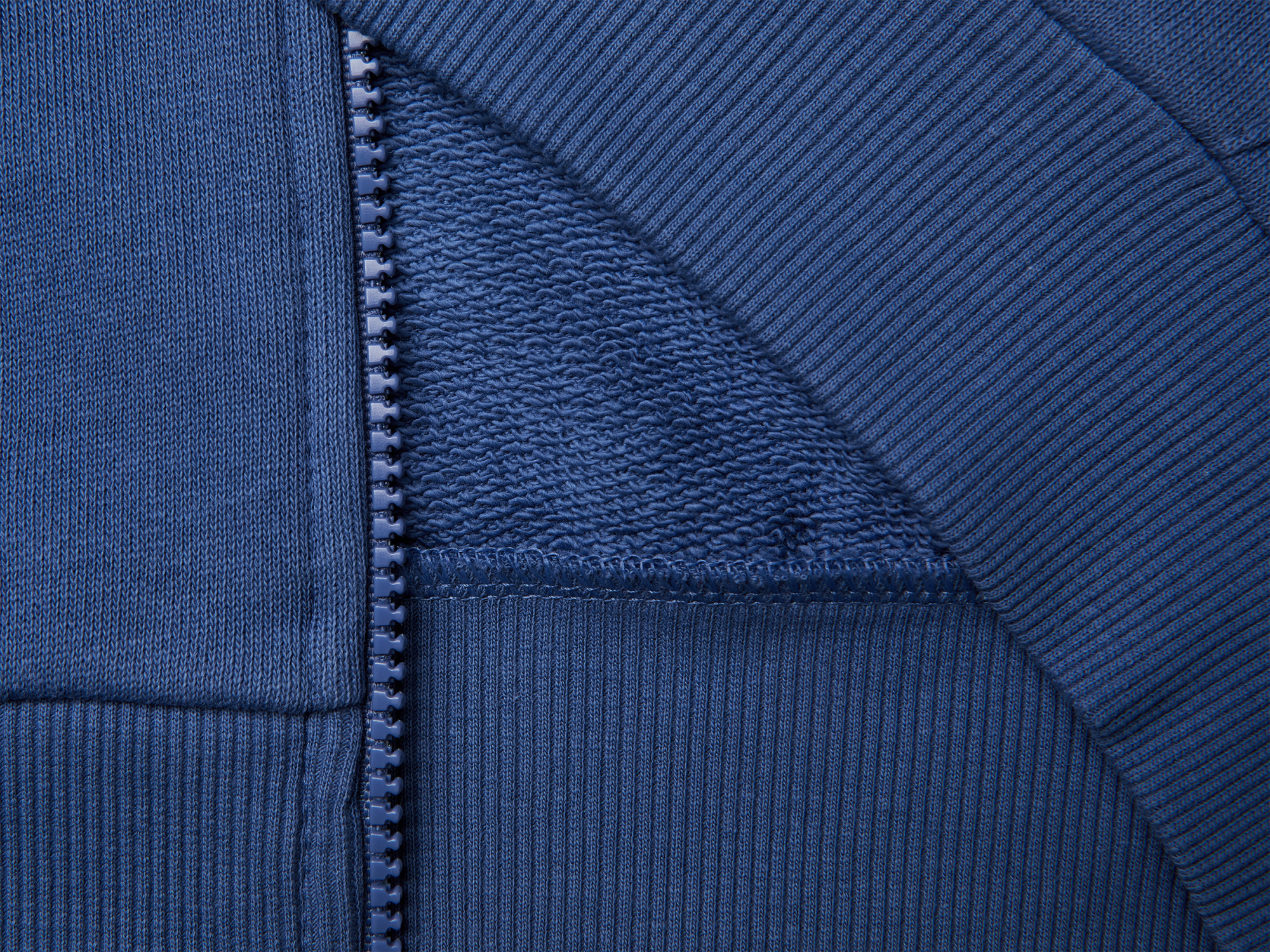 Толстовка BENETTON