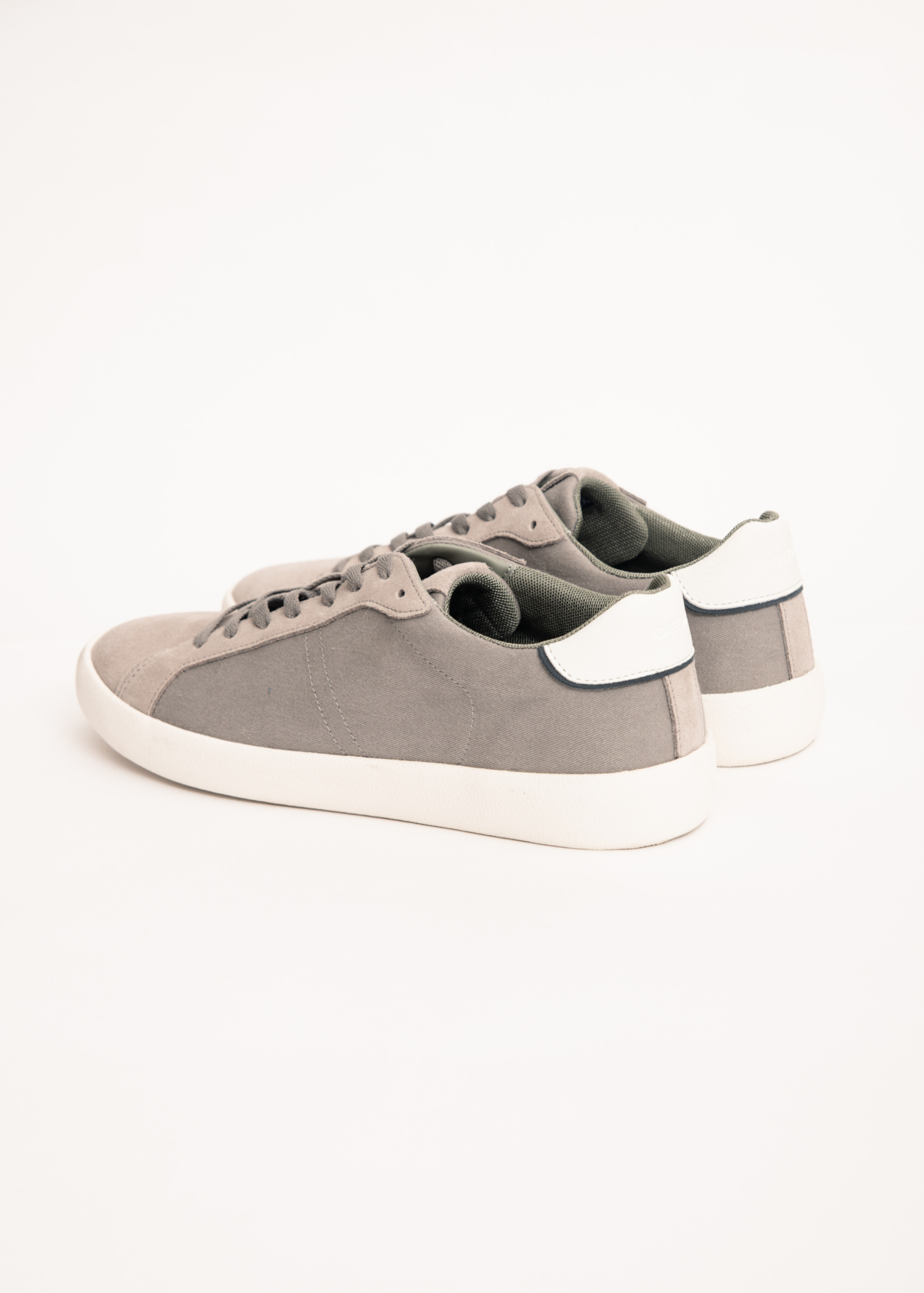 Кроссовки GEOX