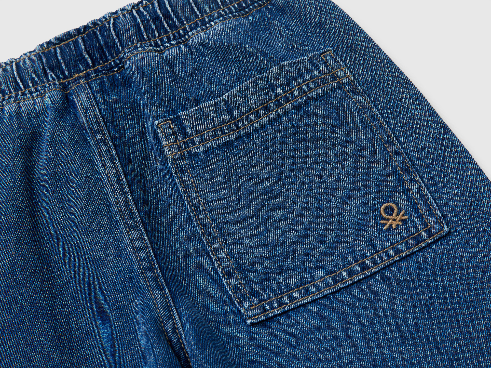 Джинсы BENETTON