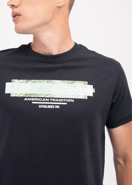 Футболка GUESS